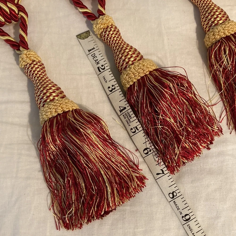 Drapery tie back (4) rope and tassels gold burgundy